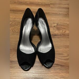 Liz Claiborne Jasmine Black Leather Peep-Toe Cocktail Party Heels for Women, 9.5